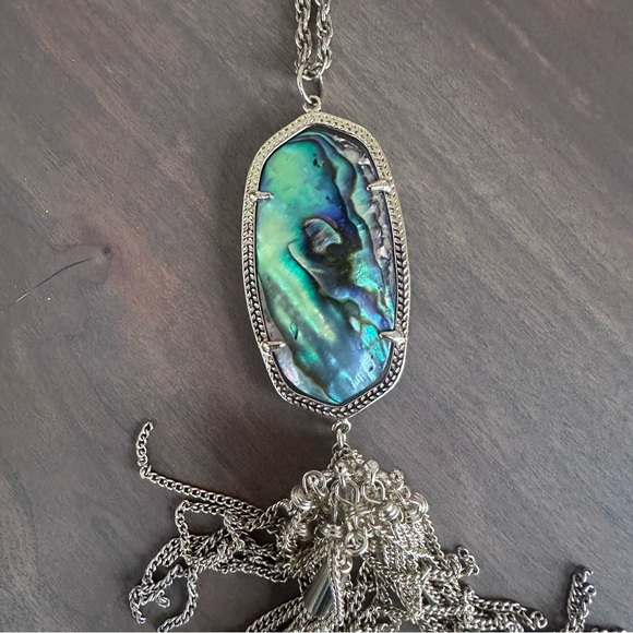 Kendra Scott Rayne Abalone Shell Tassel Pendant Necklace Gold Tone - Picture 4 of 5